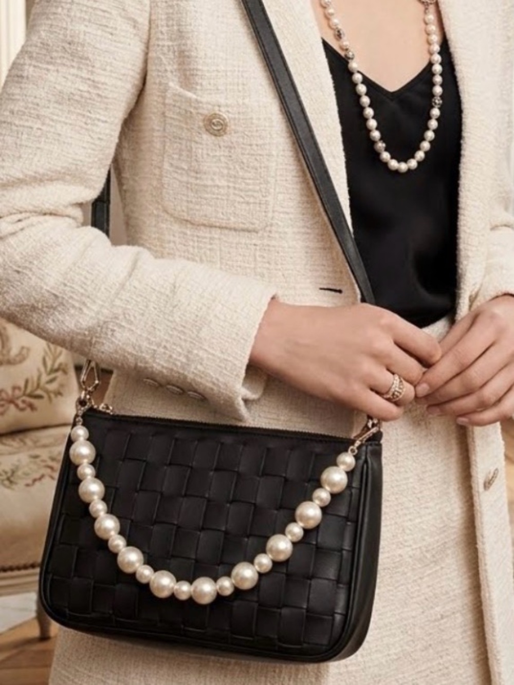 Classic Black Woven Leather-like Crossbody Bag Pearl & Shoulder Strap Coquette - Picture 4 of 7